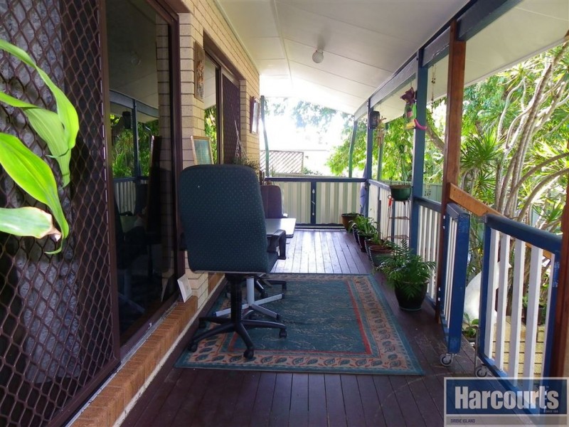 85 Ningi Esplanade, Ningi QLD 4511