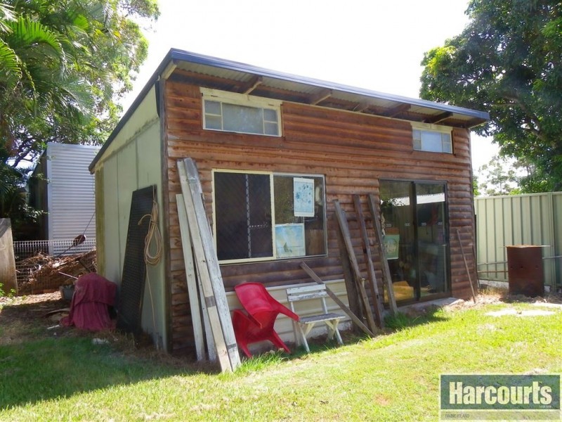 85 Ningi Esplanade, Ningi QLD 4511