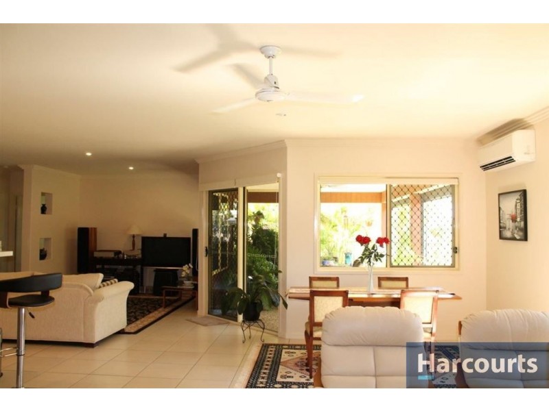 9 Treefrog St, Ningi QLD 4511