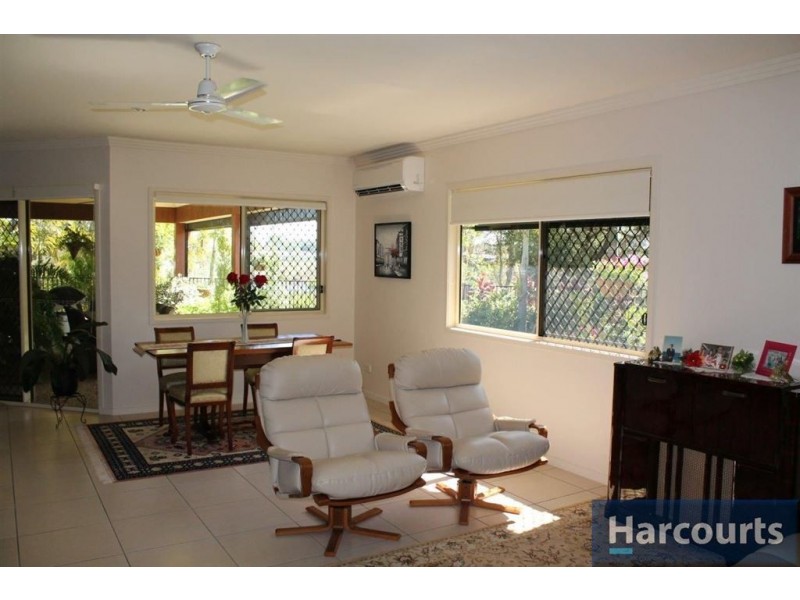 9 Treefrog St, Ningi QLD 4511