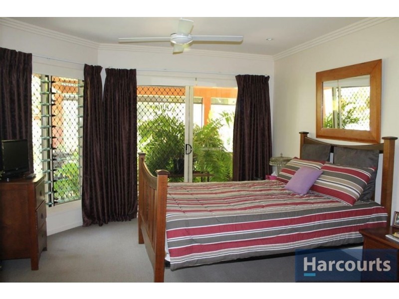 9 Treefrog St, Ningi QLD 4511