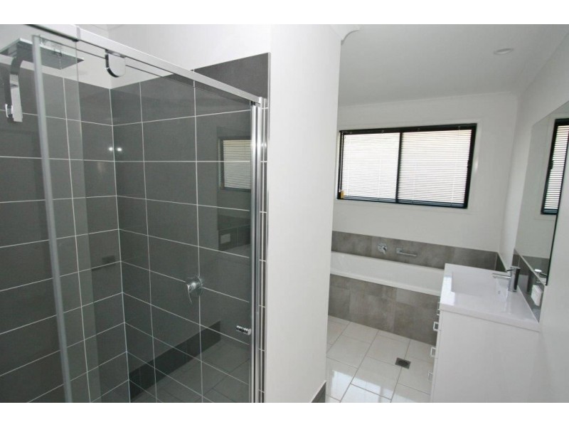 6 May St, Godwin Beach QLD 4511
