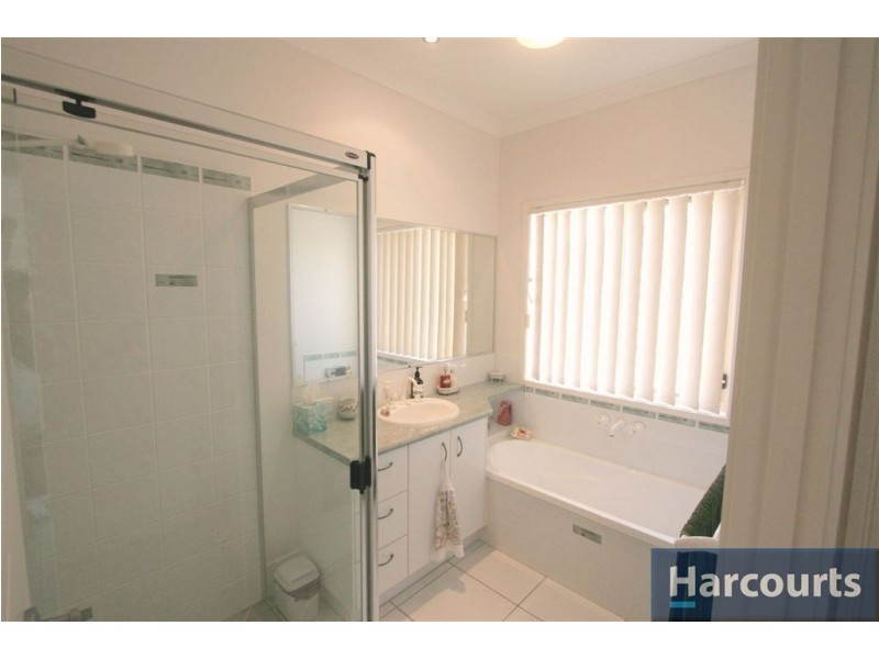 3 Seaside Dr, Banksia Beach QLD 4507