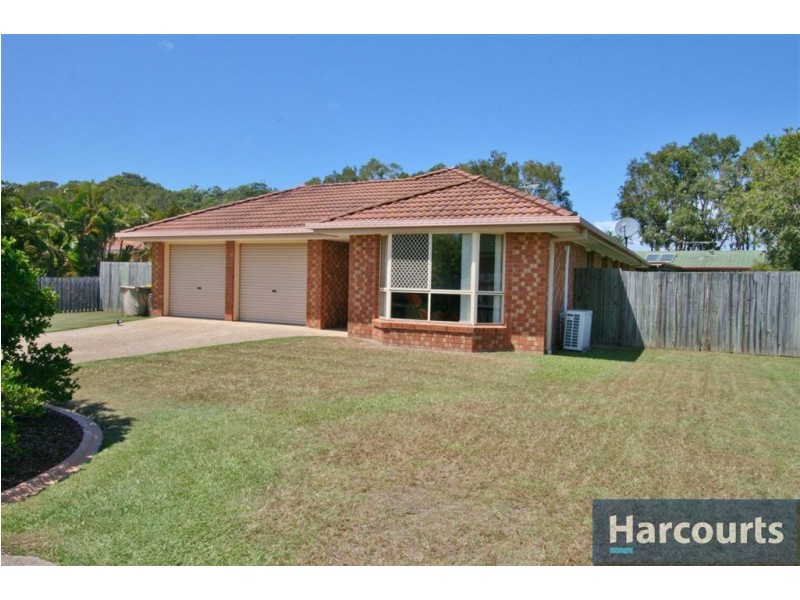 8 Smout Crt, Sandstone Point QLD 4511