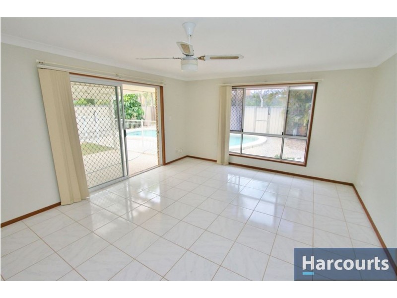 28 Anchor Ct, Banksia Beach QLD 4507
