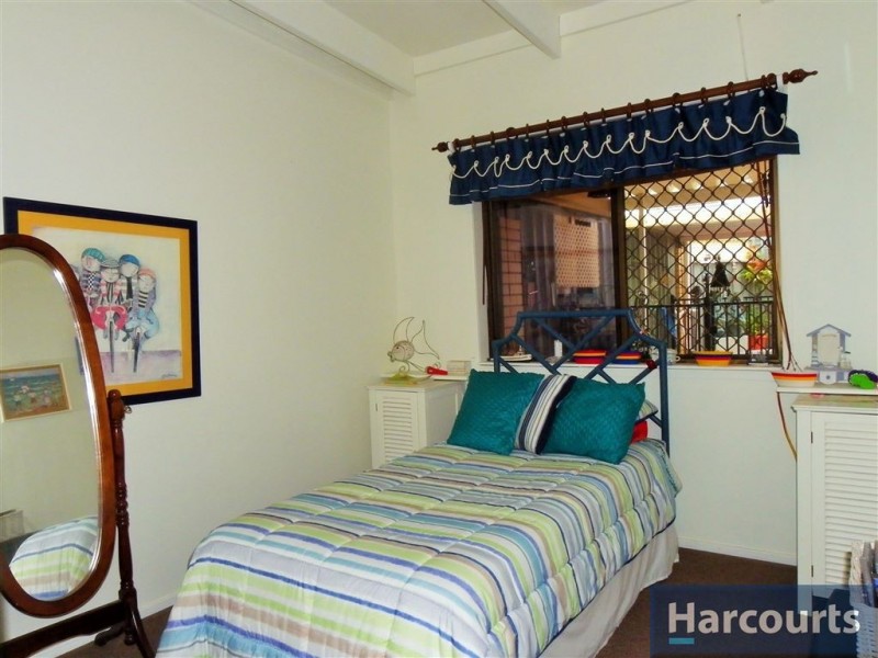 5 Yorkshire Dr, Banksia Beach QLD 4507