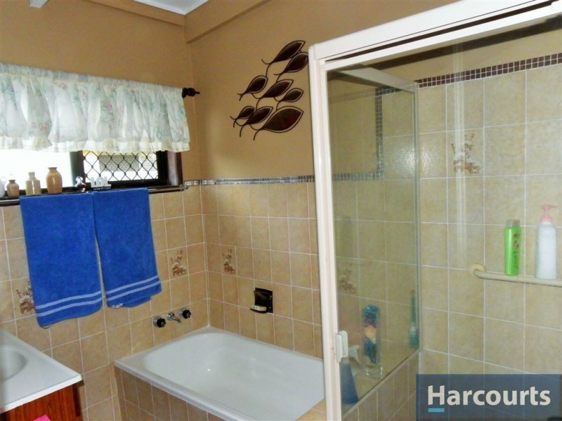 5 Yorkshire Dr, Banksia Beach QLD 4507