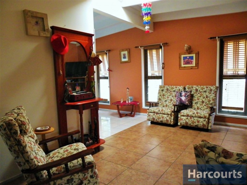 5 Yorkshire Dr, Banksia Beach QLD 4507