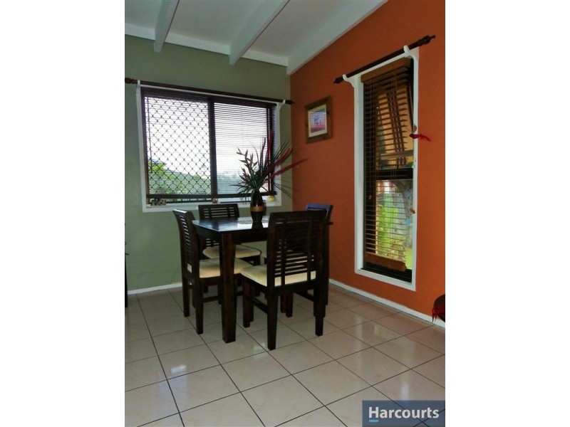 5 Yorkshire Dr, Banksia Beach QLD 4507