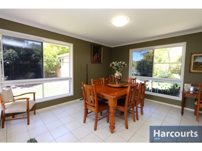 9 Keith Ct, Sandstone Point QLD 4511