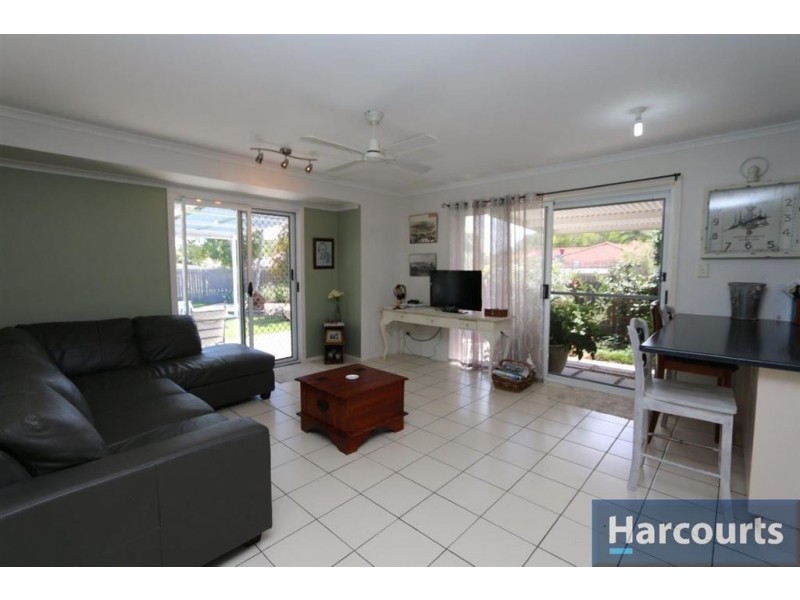9 Keith Ct, Sandstone Point QLD 4511
