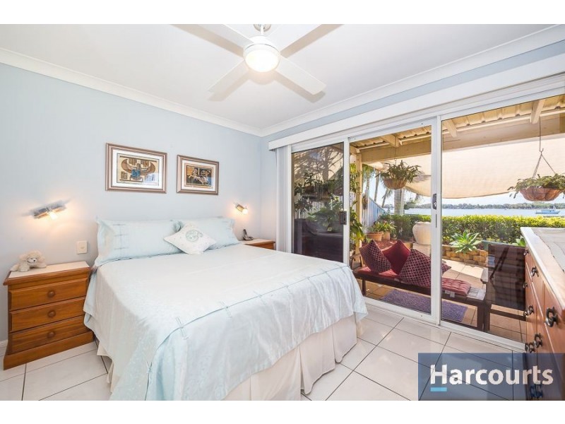 7/18 Spinnaker Dr, Sandstone Point QLD 4511