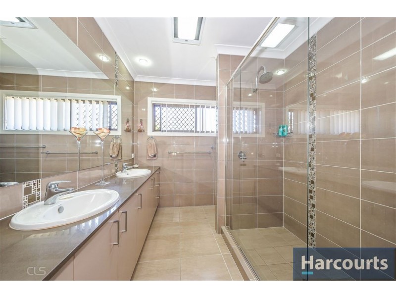 33 Tilia Ct, Bongaree QLD 4507