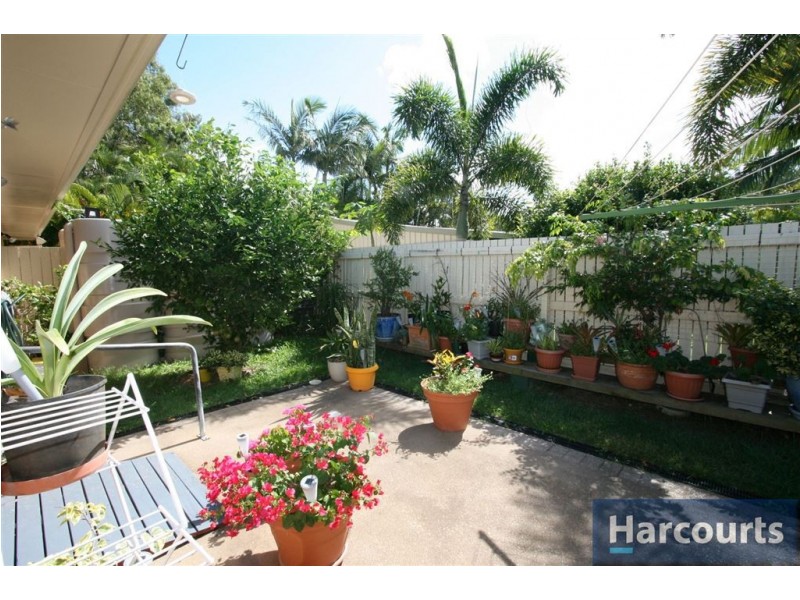 2/33 Cotterill Ave, Bongaree QLD 4507