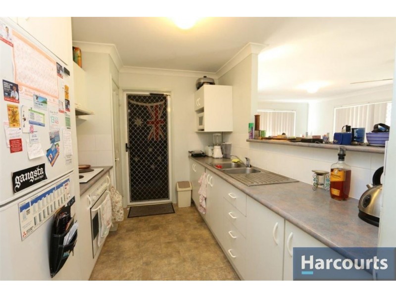 34 Smout Ct, Sandstone Point QLD 4511