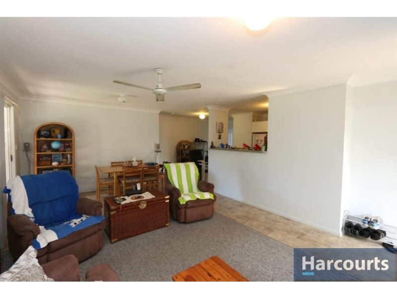 34 Smout Ct, Sandstone Point QLD 4511