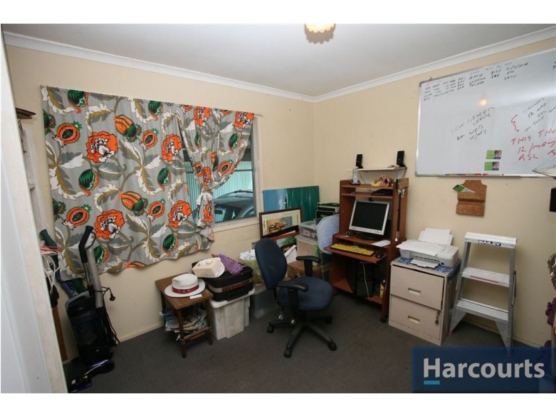 24 Kingfisher Drive, Bongaree QLD 4507