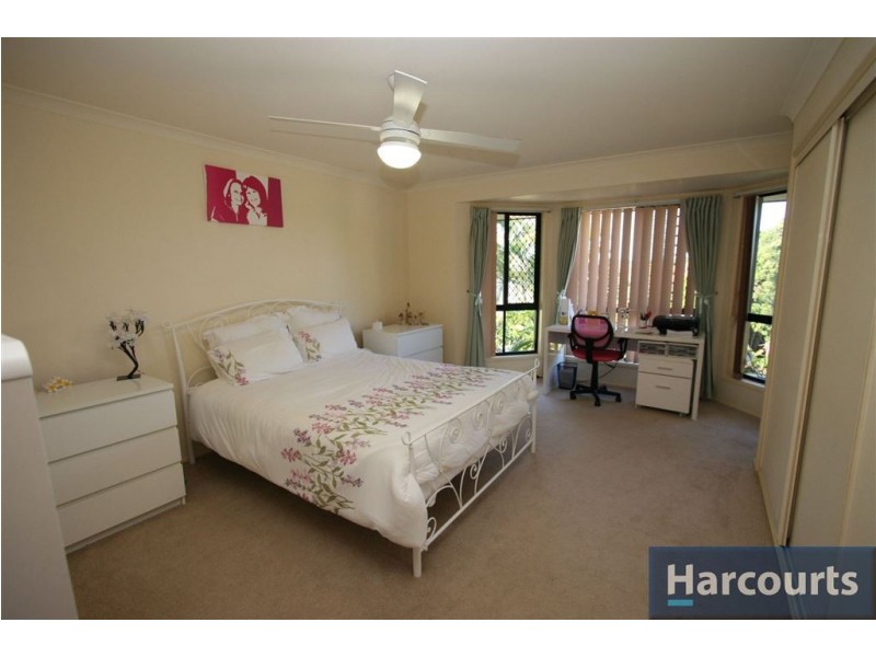 29 Seaforth St, Sandstone Point QLD 4511