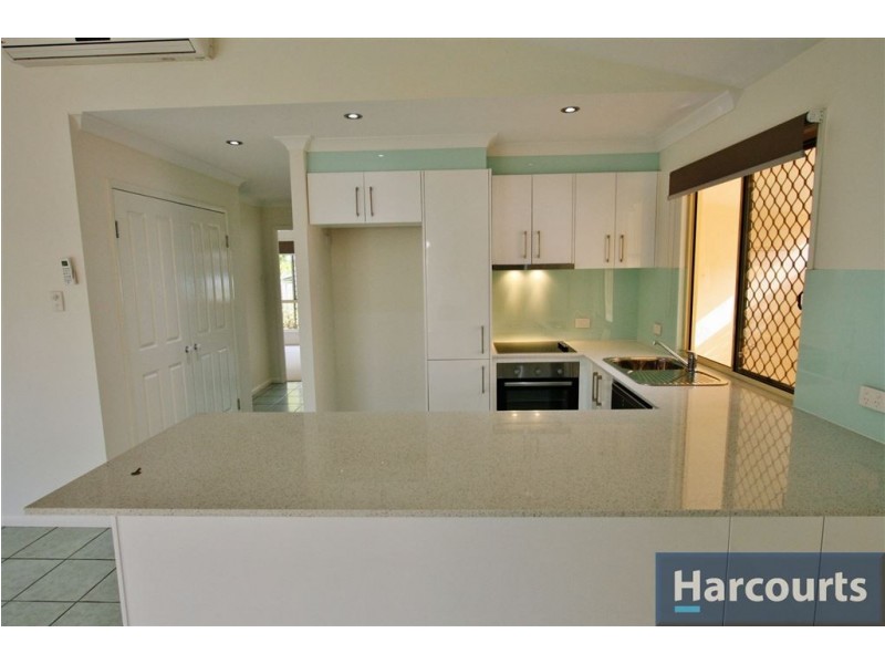 208/126 Cotterill Ave, Bongaree QLD 4507