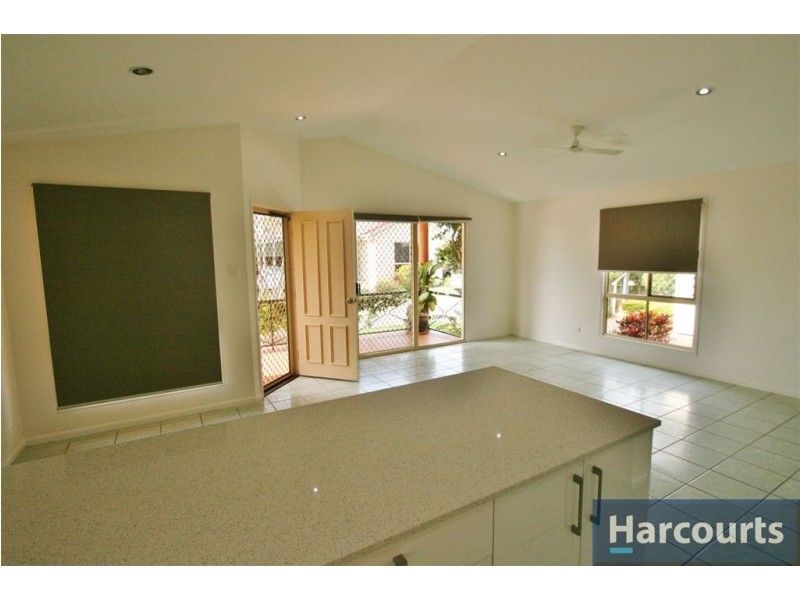 208/126 Cotterill Ave, Bongaree QLD 4507