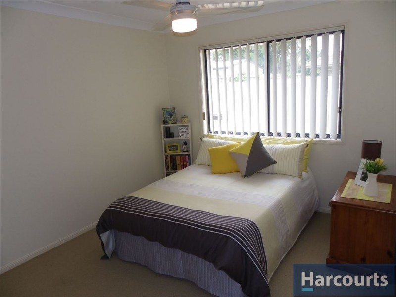 37 Mossman Way, Sandstone Point QLD 4511