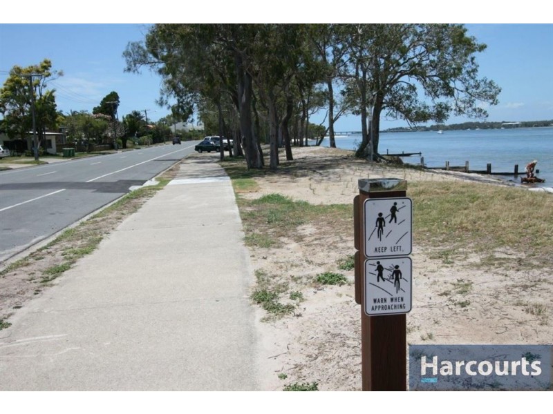 189 Sylvan Beach Esplanade, Bellara QLD 4507