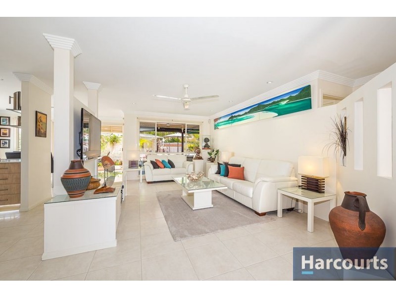 79 Headsail Dr, Banksia Beach QLD 4507