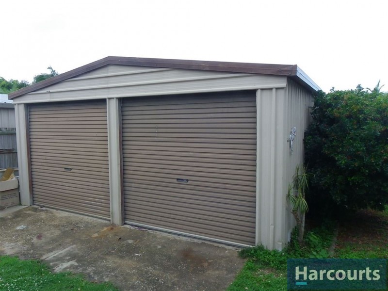 61 Bestmann Rd East, Sandstone Point QLD 4511