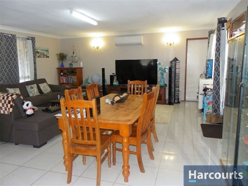 61 Bestmann Rd East, Sandstone Point QLD 4511