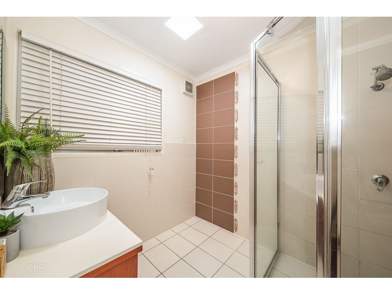 61 Spowers St, Bongaree QLD 4507