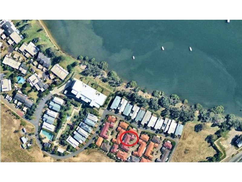 12/8 Spinnaker Dr, Sandstone Point QLD 4511