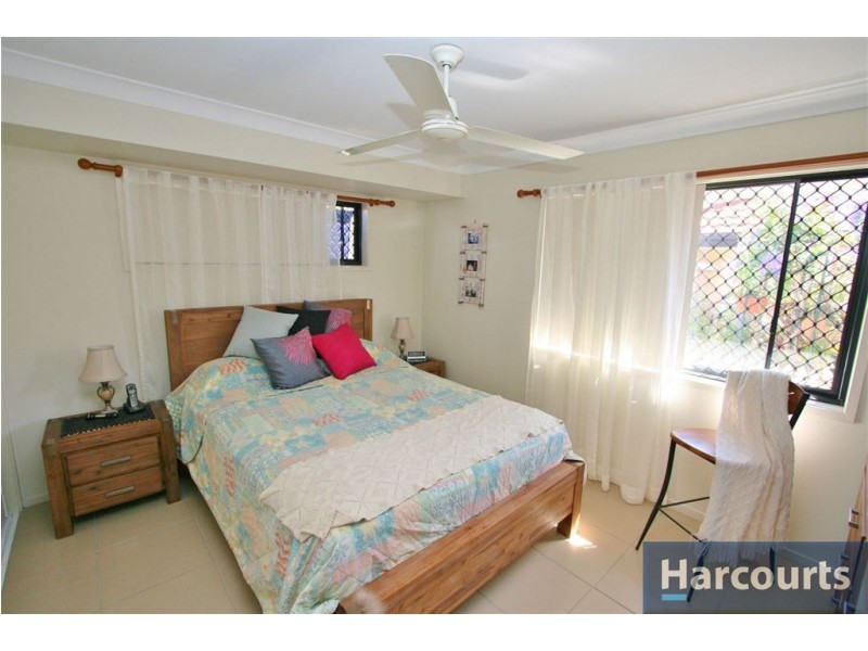 12/8 Spinnaker Dr, Sandstone Point QLD 4511