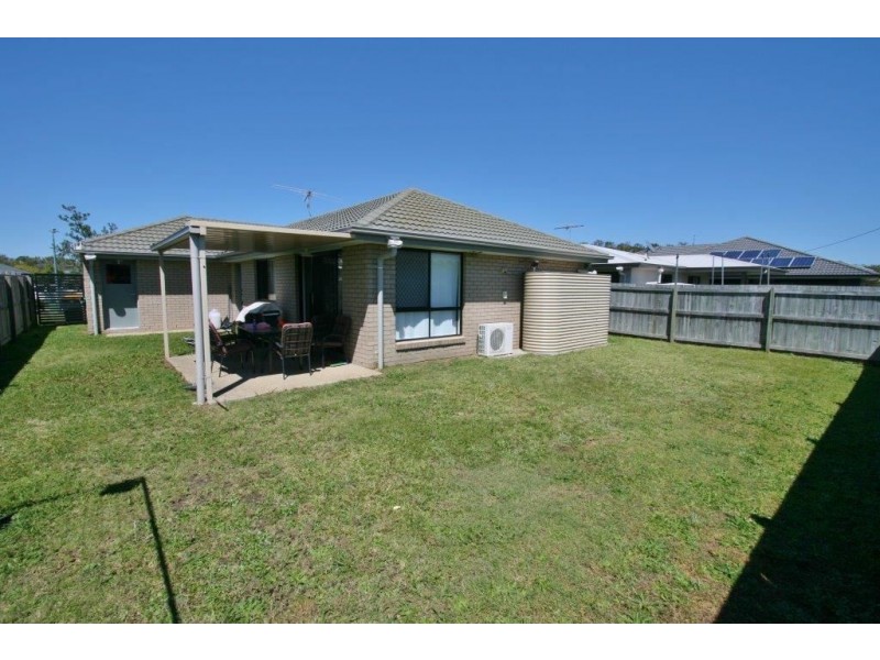 26 Broadleaf Place, Ningi QLD 4511