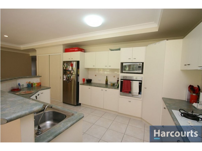 54 Protea Dr, Bongaree QLD 4507