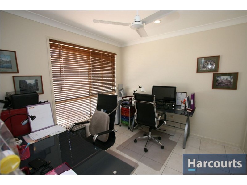 54 Protea Dr, Bongaree QLD 4507