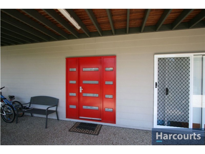 2/3 Cypress Ave, Woorim QLD 4507