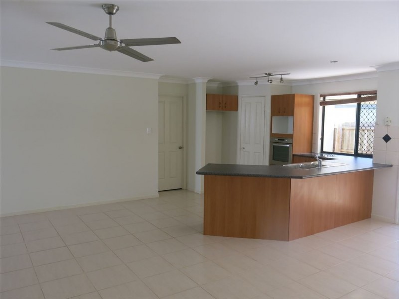 Sandstone Point QLD 4511