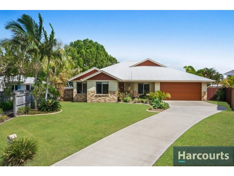 7 Genoa Pl, Banksia Beach QLD 4507