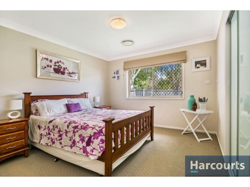 7 Genoa Pl, Banksia Beach QLD 4507