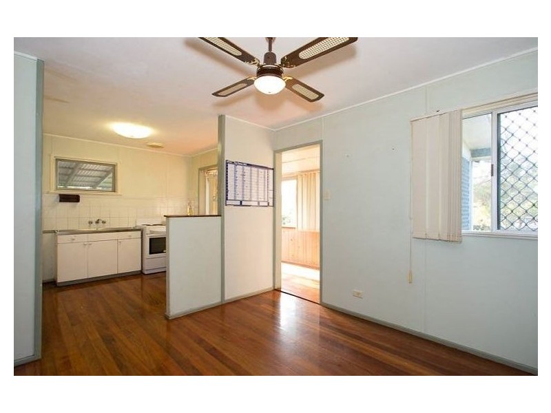 84 Elkhorn Ave, Bellara QLD 4507