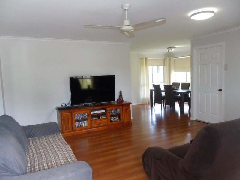 Sandstone Point QLD 4511
