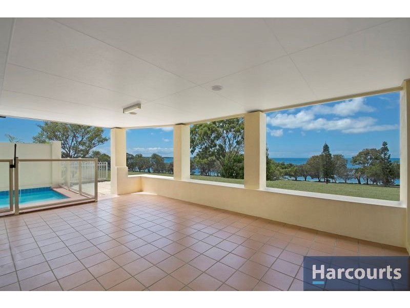 9 Clark Terrace, Sandstone Point QLD 4511