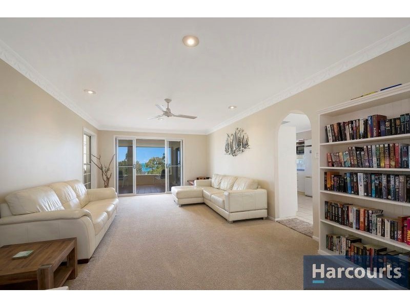 9 Clark Terrace, Sandstone Point QLD 4511