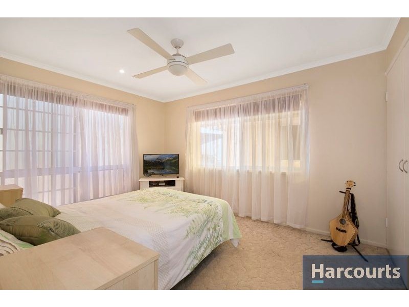 9 Clark Terrace, Sandstone Point QLD 4511