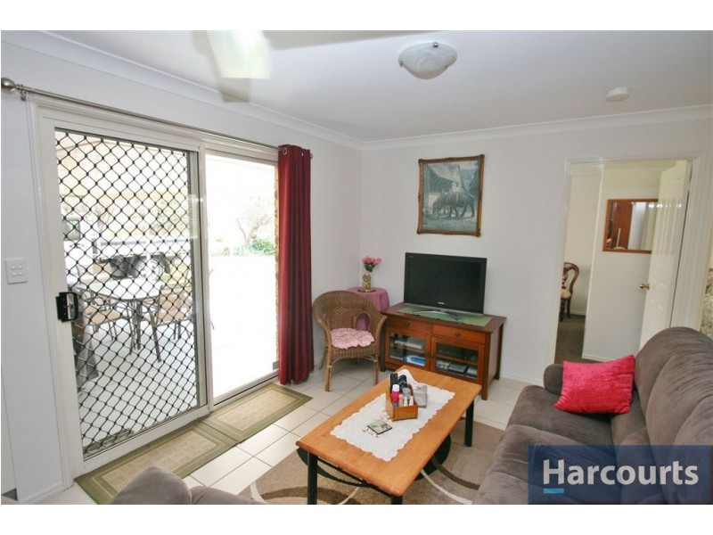 12 Mossman Way, Sandstone Point QLD 4511