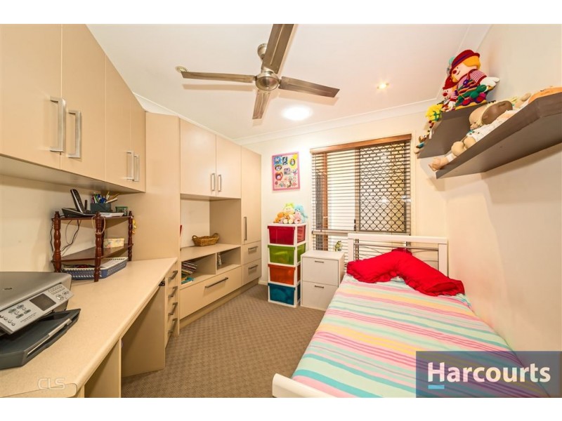 11 Dugong  Crescent, Banksia Beach QLD 4507