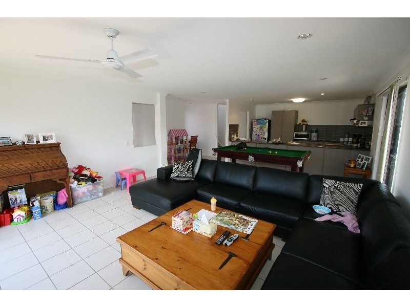 Sandstone Point QLD 4511