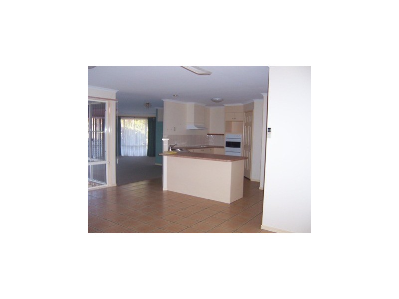 Sandstone Point QLD 4511