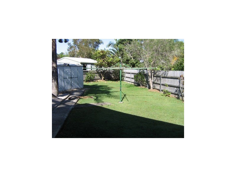 Sandstone Point QLD 4511