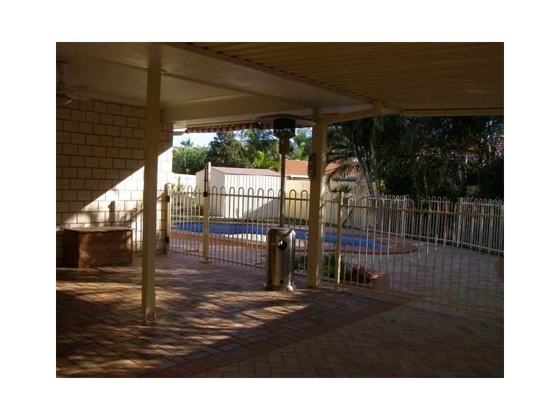 Sandstone Point QLD 4511